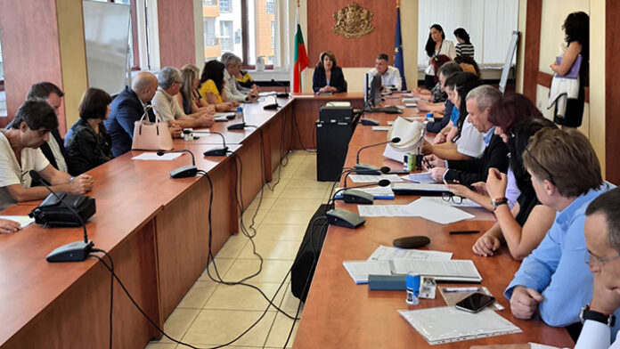 МРРБ: Нови 125 споразумения за над 312 млн. лв. са сключени с 33 общини