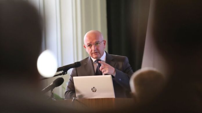 Мутафчийски: Нямаме готовност за справяне с пандемия