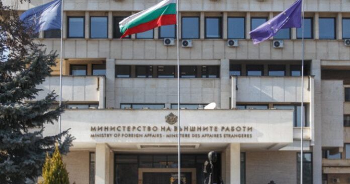 МВнР покани международни наблюдатели за изборите на 2 април