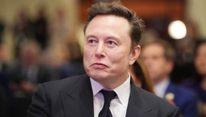 Мъск търси начин да свали британския премиер от поста му преди изборите