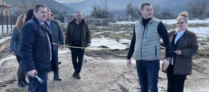 МЗ започна проверка на складовете за продажба на дърва за огрев
