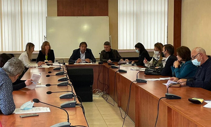 На среща в МРРБ бяха обсъдени промени в Наредбата за достъпна среда