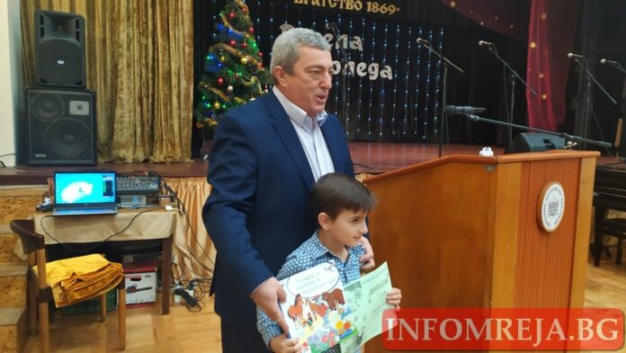 Над 680 наградени деца от коледния конкурс на НЧ “Братство“