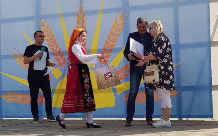 Наградиха отличените участници в конкурса  „За хляба наш...”