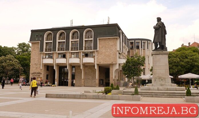 Наградиха победителите в конкурса по превенция на наркоманиите в Благоевград