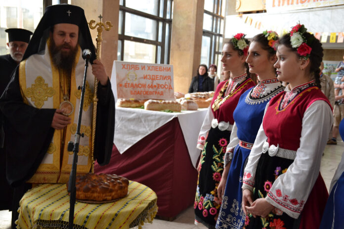Наградиха победителите в XVIII Национален ученически празник „За хляба наш…” (СНИМКИ)