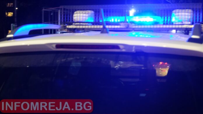 Напръскаха 3 билборда с червена боя