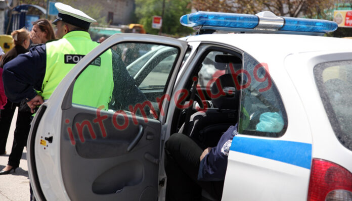 Наркоман разиграва полицаи