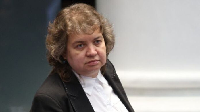Наталия Киселова притеснена от агресията на пътя
