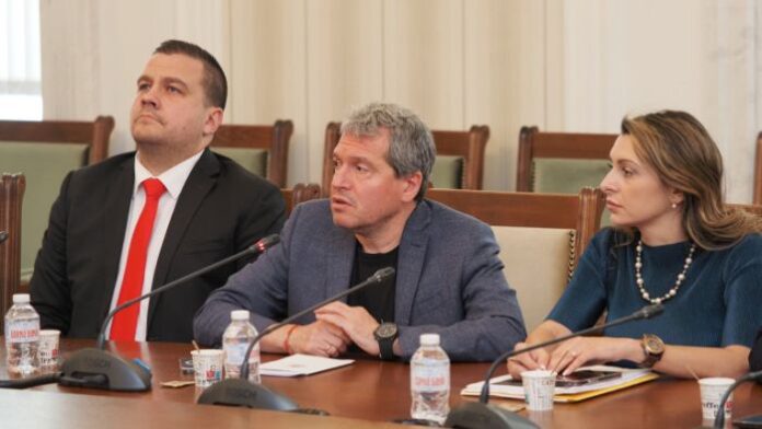Не само темата Македония споява ИТН и Възраждане