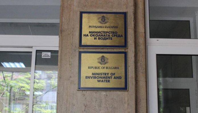 Незабавно е прекратено разкопаване на плаж Аурелия край Равда