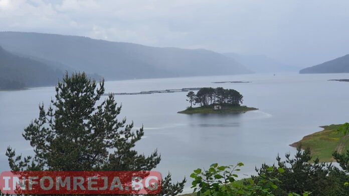 НИМХ: Слънчев ден с краткотрайни валежи  в планините