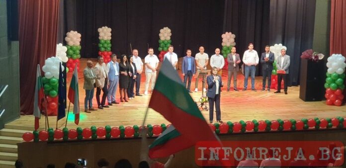 Нинова: БСП ще е единствената лява партия в следващия парламент. Подкрепете ни за мир и социална политика