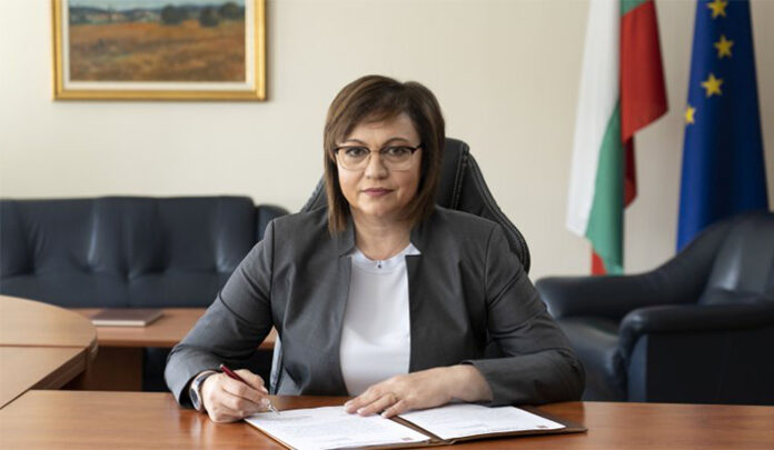 Нинова: Нашата партия е минала през много изпитания