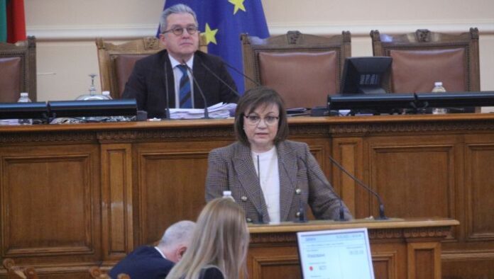 Нинова: Нека увеличим минималната заплата и направим едно добро за половин милион работещи