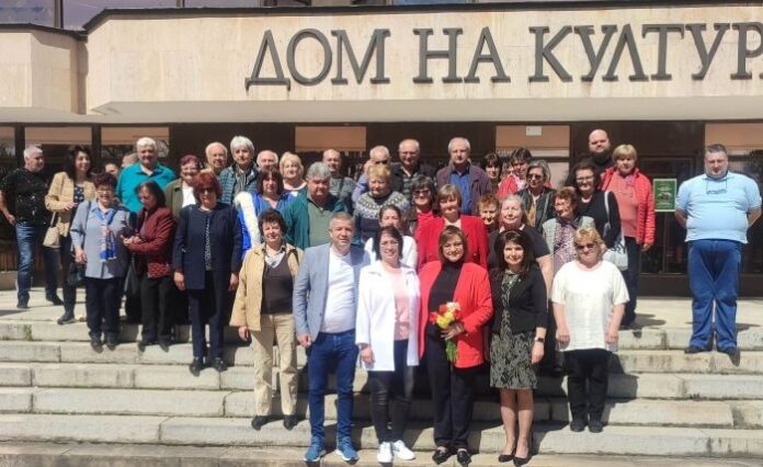 Нинова: ПП-ДБ върнаха Борисов на власт