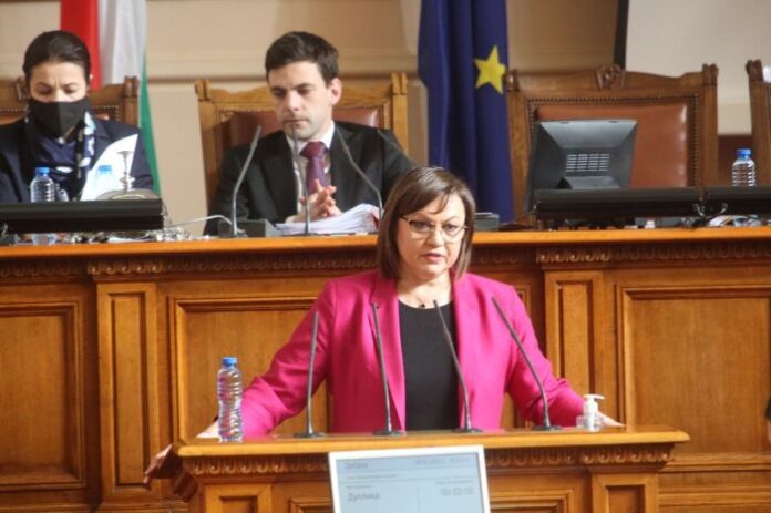 Нинова пред парламента: Дадохме всички материали за “Експо Дубай“ на прокуратурата