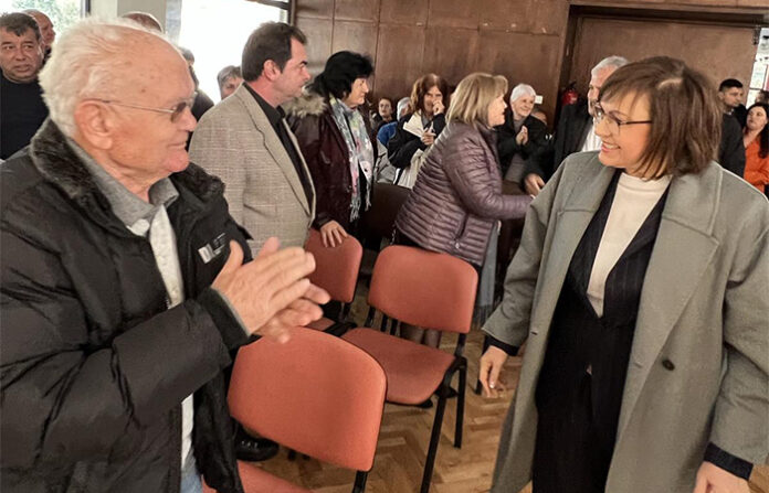 Нинова в Разлог: Единствено БСП се борим срещу джендър идеологията в училищата. Подкрепете ни!