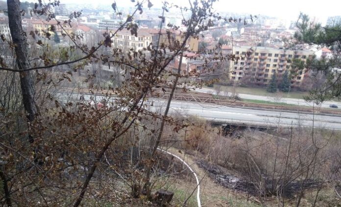 Нови 6 пожара гасиха огнеборците в Кюстендилско