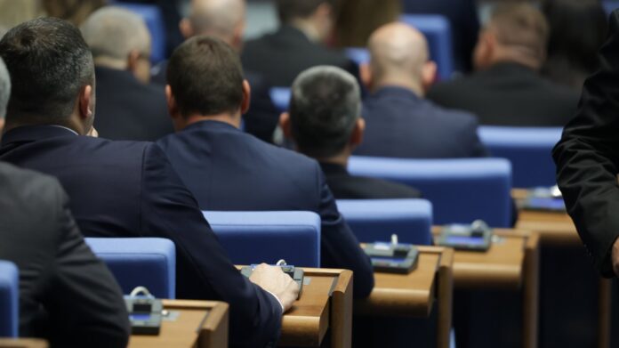 НС избира председател отново