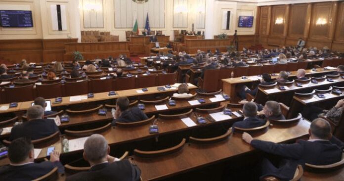 НС отхвърли наложеното от президента вето върху текстове от промените в Изборния кодекс