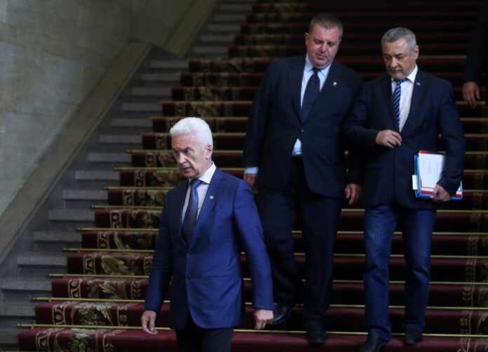 “Обединени патриоти” пред разпад
