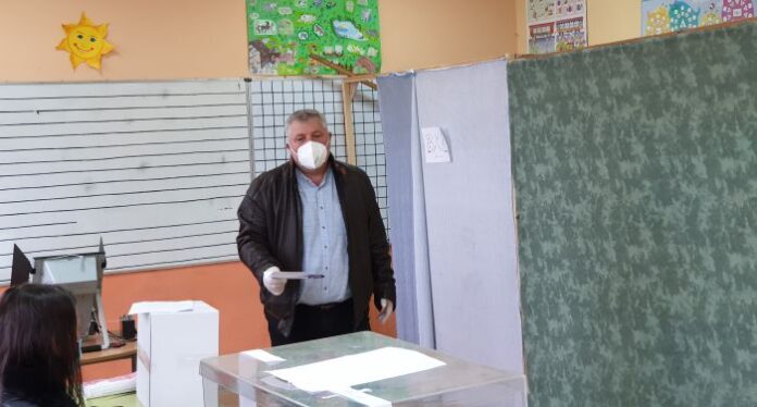 Областният управител Виктор Янев: Всички трябва да оценим с вота си свършеното до момента