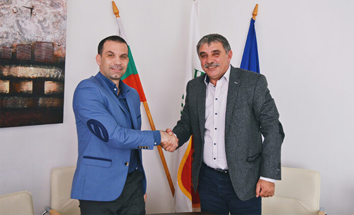 Обновяват детската градина в Дамяница