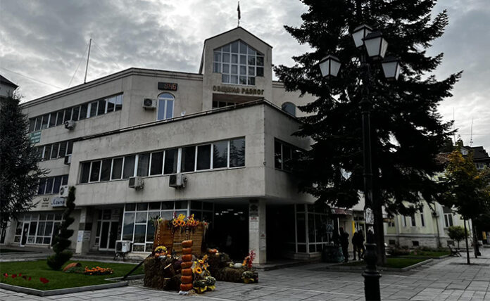 Обществен дебат за изграждане на фотоволтаична електроцентрала край Разлог