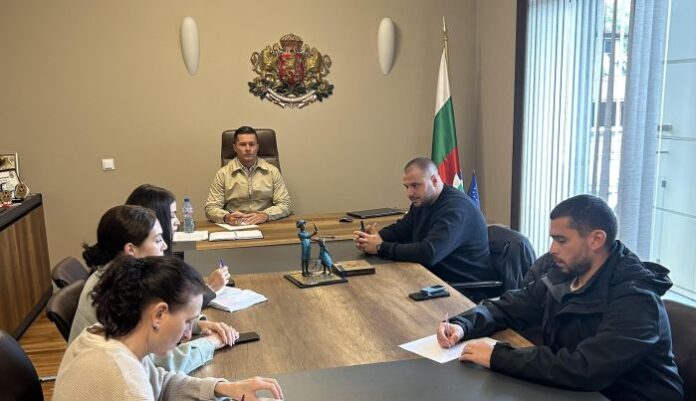Община Царево пусна учениците