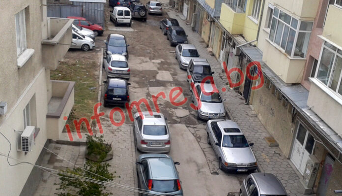 Общината с проекти за подземни паркинги