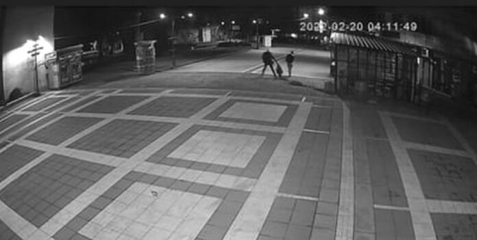 Общински камери заснеха младежи да вилнеят в центъра на Благоевград