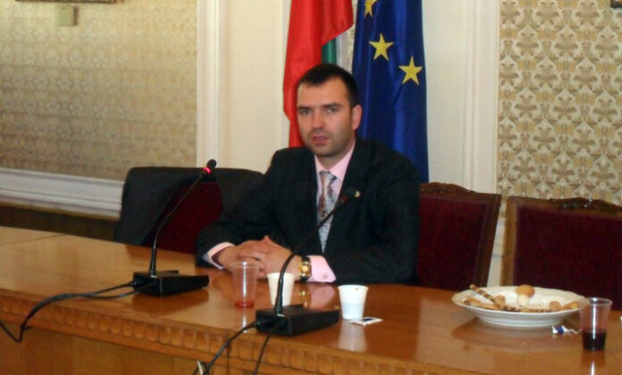 Общински съветници в Кюстендил инициират кампания „Местната власт и бизнеса – ръка за ръка“