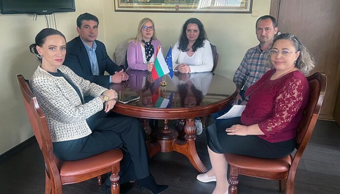 Обсъдиха изграждането на ГКПП  Струмяни – Берово