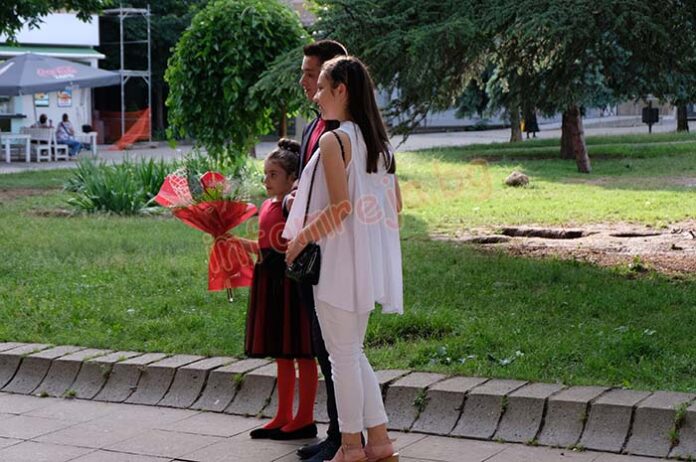 Около 54 хил. младежи ще завършат средно образование тази година