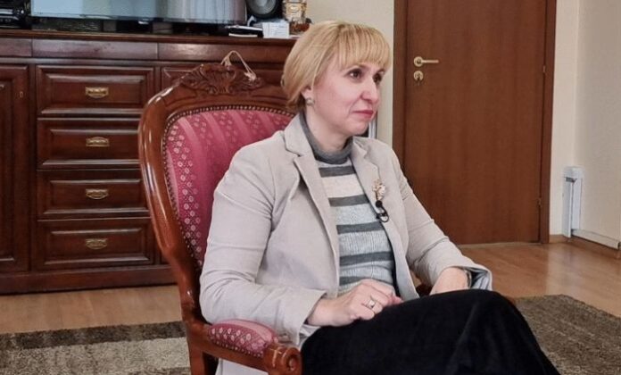 Омбудсманът пита държавата защо пак се бавят пенсиите на хората с увреждания