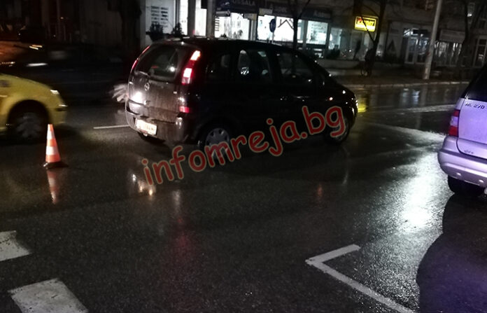 Опел блъсна жена на булевард в Благоевград (ОБНОВЕНА)