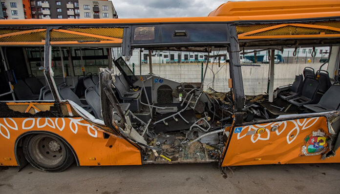 Оперираха автобусния шофьор