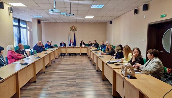 Организацията на изборния процес в област Кюстендил върви по план