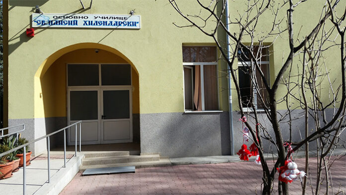 Основните училища в Корница и Лъжница стават обединени