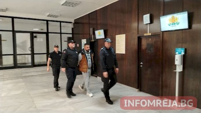 Оставиха в ареста побойника от Симитли