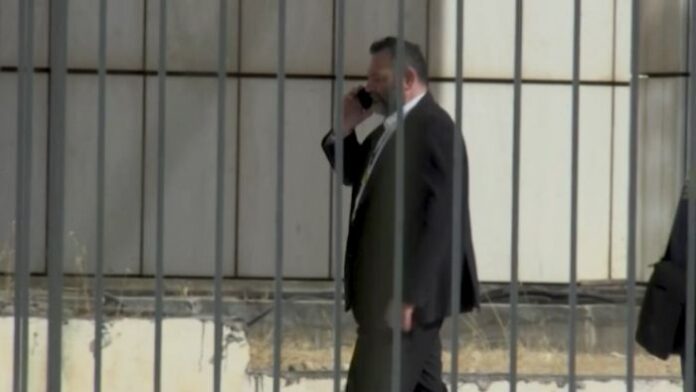 Осъден гръцки евродепутат бе екстрадиран от Белгия