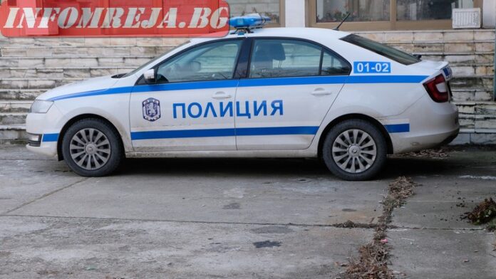 Откриха 46 мигранти в аварирал камион