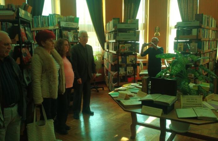 Откриха изложба „Старопечатни книги“ в НЧ „Никола Й. Вапцаров“ в Благоевград