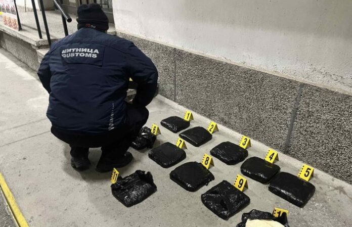 Откриха кокаин за 4 млн. лв. в камион на ГКПП „Ферибот Оряхово“