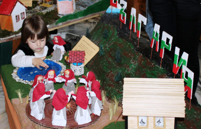 Откриха XV национален ученически празник “За хляба наш...” в Благоевград