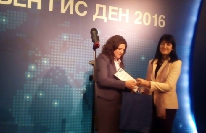 Отличие за преподавател от Природо-математическия факултет на ЮЗУ „Неофит Рилски“