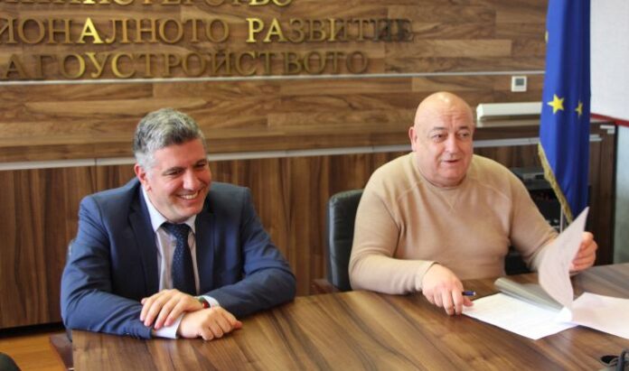 Отпускат 971 млн. лв.  за над 400 проекта на 115 общини у нас