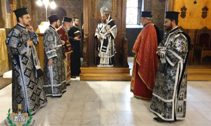 Отслужиха архиерейска преосвещена света Литургия в Кюстендил