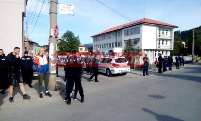 Пастор Христов за протеста в Разлог: Нужна ли е тази евтина политика и шоу?!